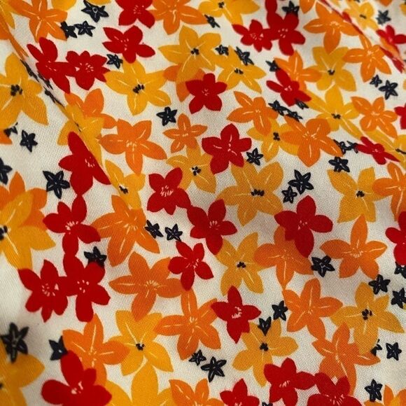 Liz Claiborne Skorts Floral Sz 6 Petite Skirt/Short Woman’s - Picture 5 of 11